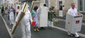 07081203mimi86.jpg (221496 octets)